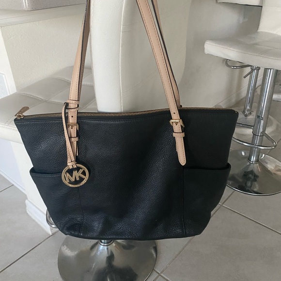 Michael Kors Handbags - MICHAEL KORS BLACK AND TAN LEATHER BAG